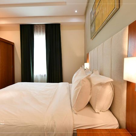 Roof Hotel Apartments Ar Riyad Esterno foto