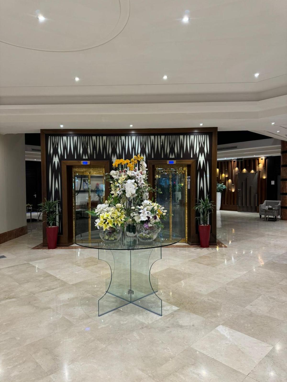Roof Hotel Apartments Ar Riyad Esterno foto