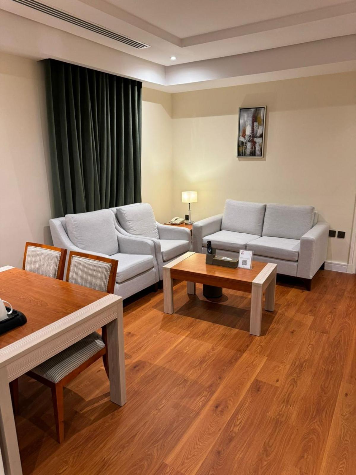 Roof Hotel Apartments Ar Riyad Esterno foto